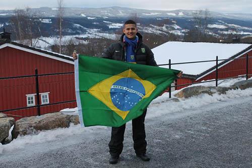 Marley Linhares, atleta do monobob, será o porta-bandeira da delegação brasileira na Cerimônia de Abertura dos Jogos Olímpicos de Inverno da Juventude Lillehammer 2016 / Foto: Divulgação/COB